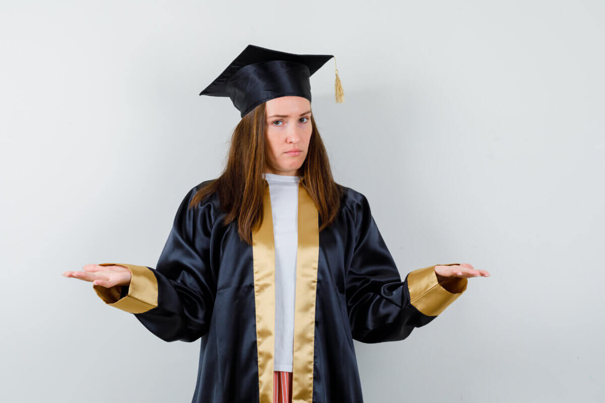 5 Common Admissions Mistakes to Avoid When Applying to a Master’s Program